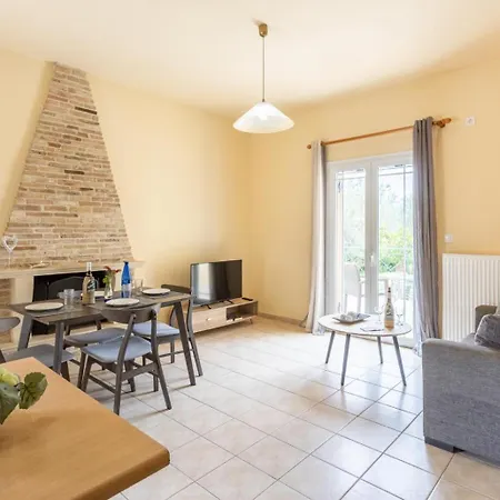 Vila Russa Dionisis Trapezaki (Kefalonia)