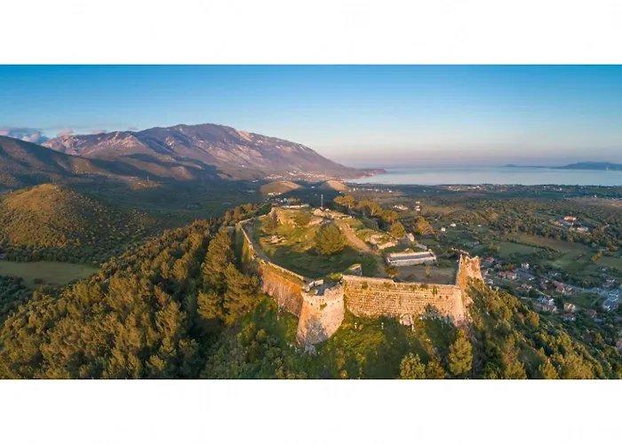 Russa Dionisis Villa Trapezaki (Kefalonia)