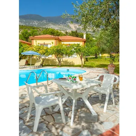 Russa Dionisis Villa